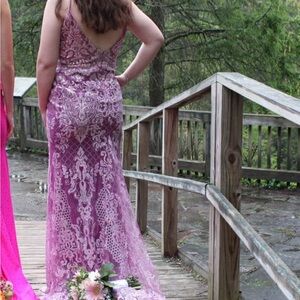 Elegant Lace Evening Gown in Pink